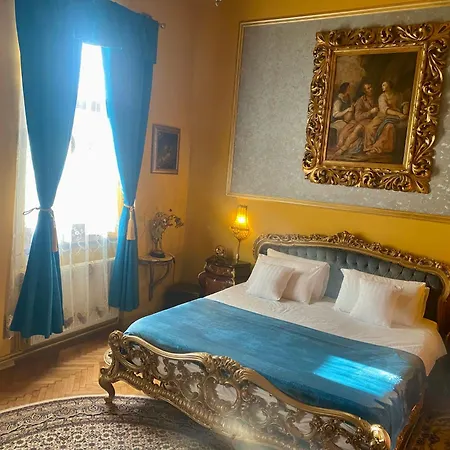 Apartment Luxury Boutique In The Historic Center Of Cluj-Napoca
