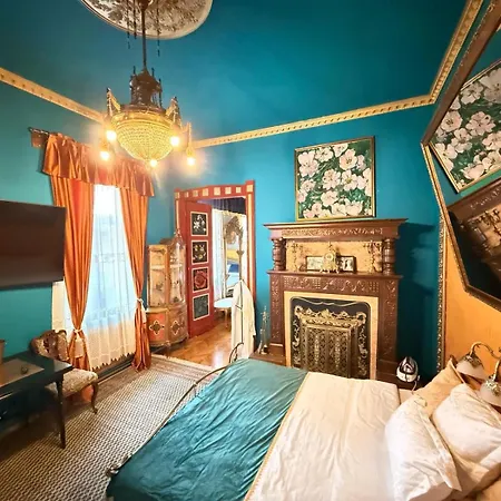 Luxury Boutique In The Historic Center Of Cluj-Napoca