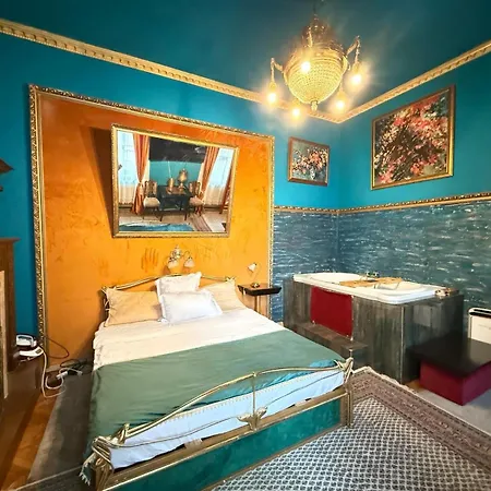 Luxury Boutique In The Historic Center Of Cluj-Napoca
